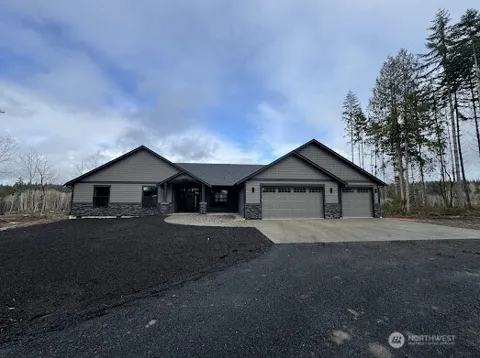 22 Raven Lane