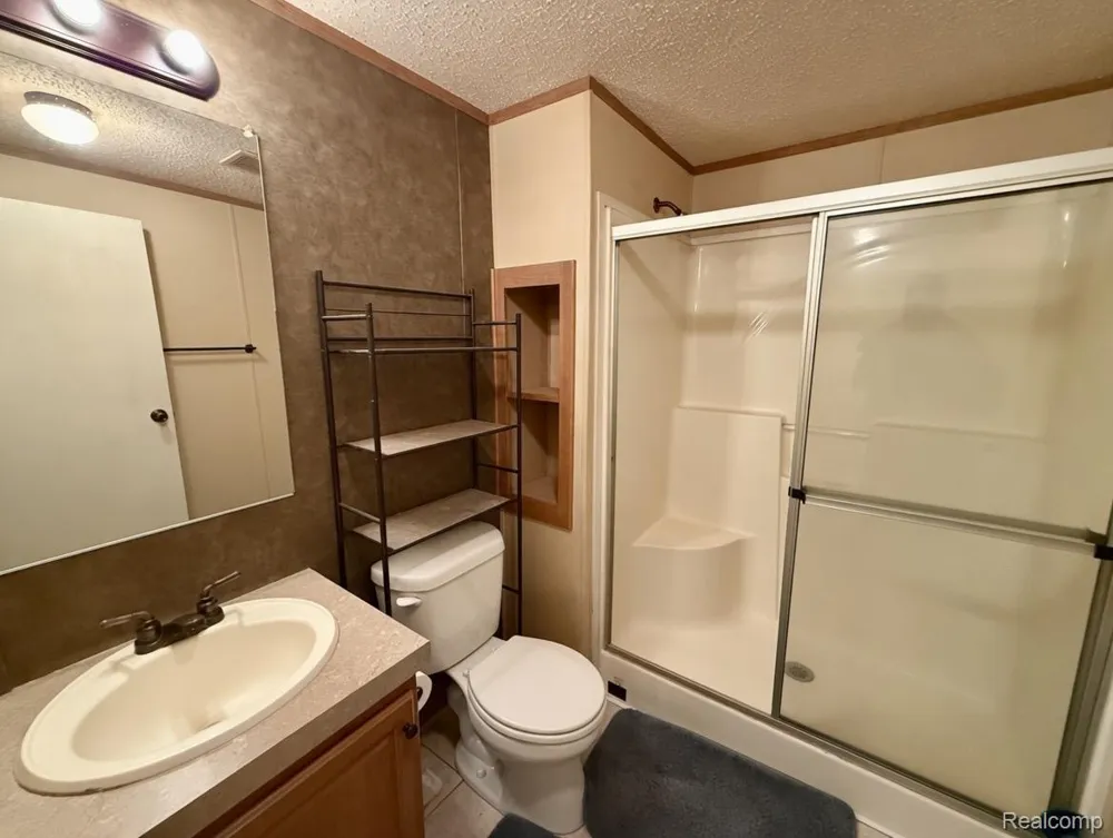 1570 Christine Ter Madison Heights City, MI 48071