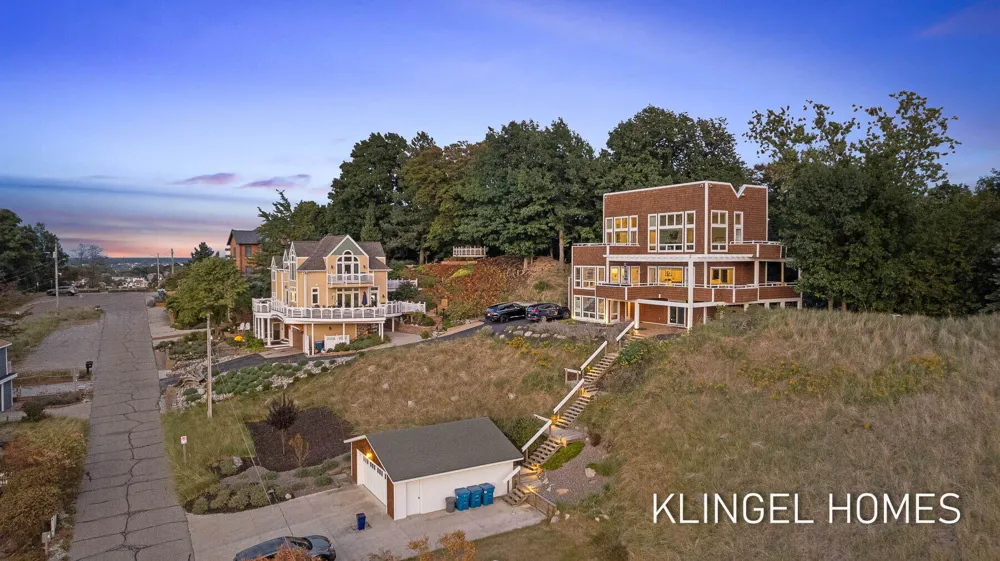 140 Prospect Street Grand Haven City, MI 49417