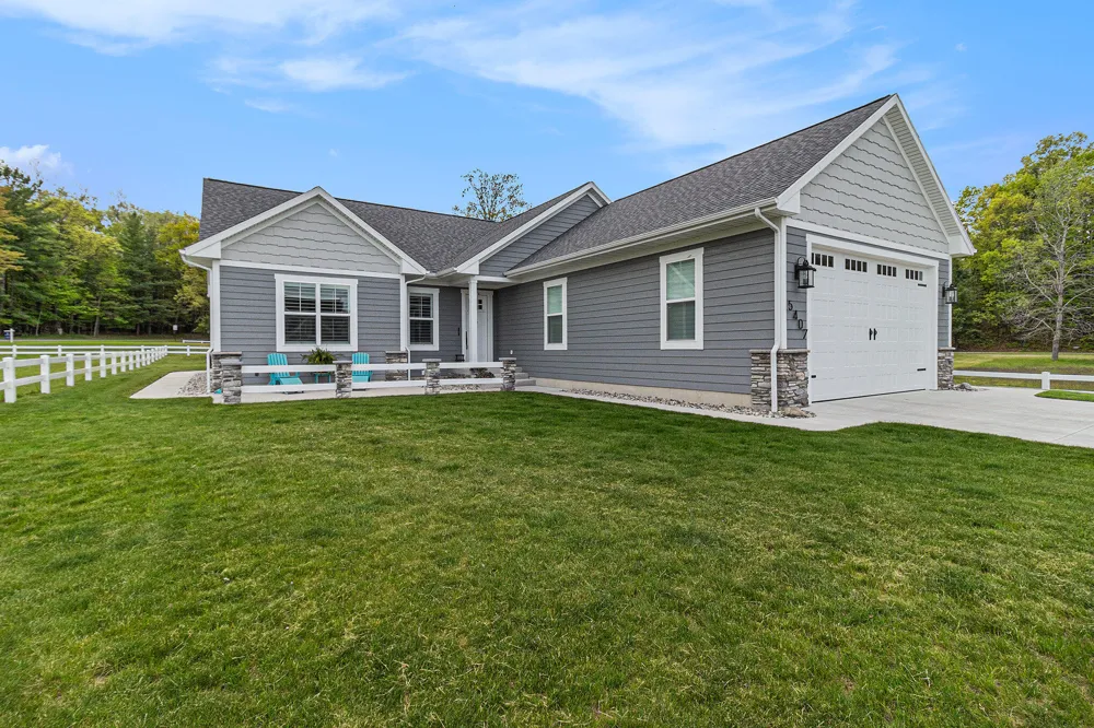 5407 W Sioux Road Pentwater Township, MI 49449