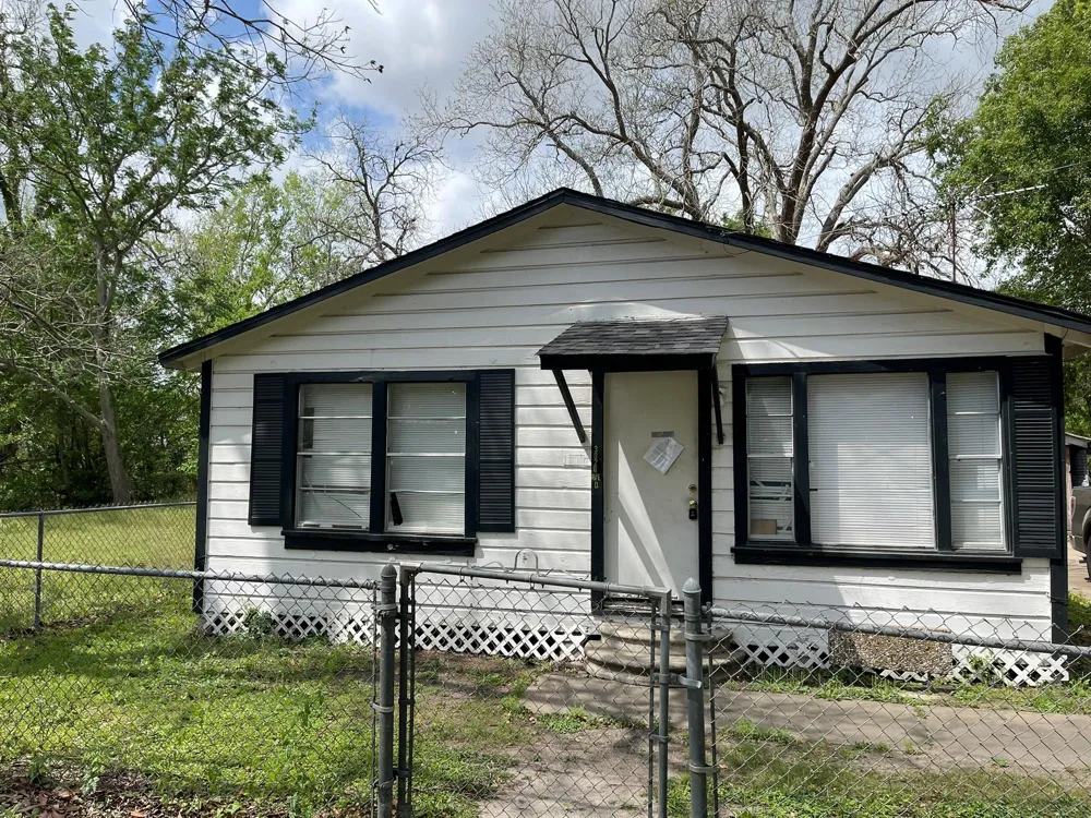 3020 Avenue D Bay City, TX 77414