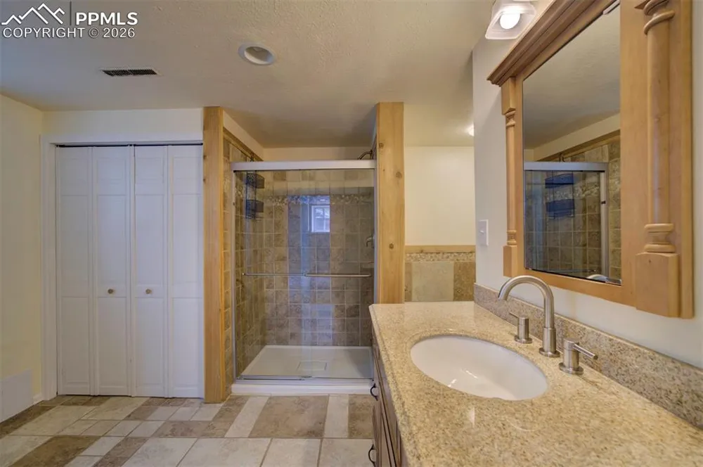 61 Louis Nelson Road Pueblo, CO 81001