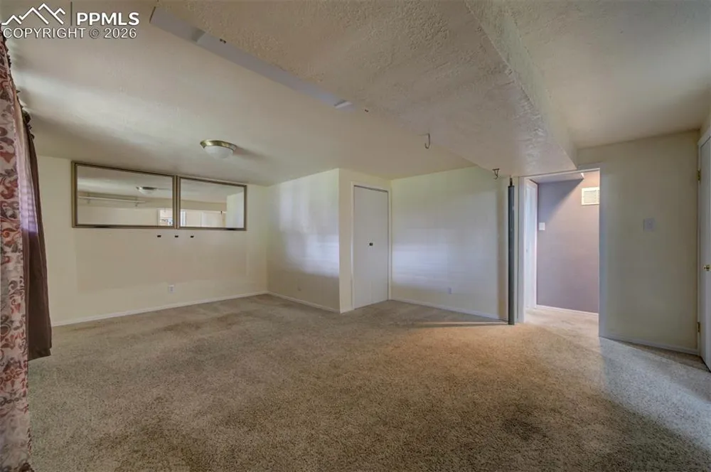 61 Louis Nelson Road Pueblo, CO 81001