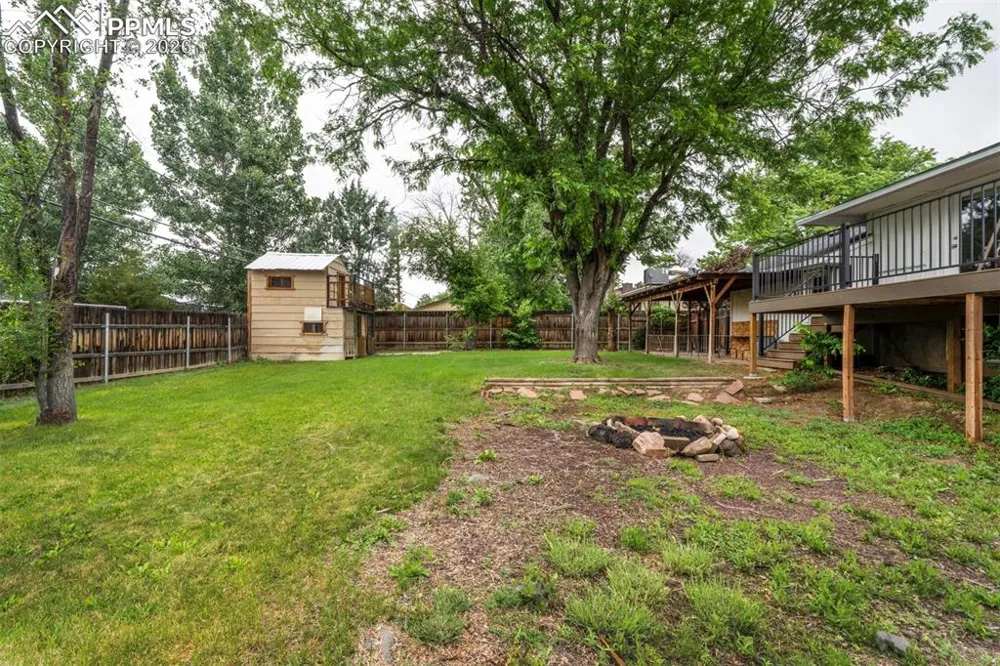 61 Louis Nelson Road Pueblo, CO 81001