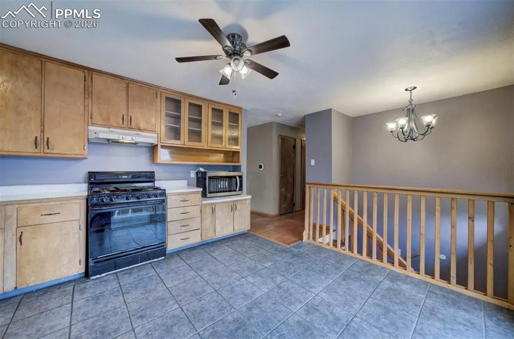 61 Louis Nelson Road Pueblo, CO 81001