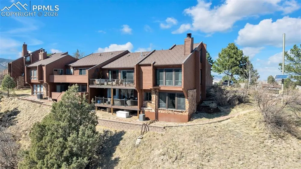 4500 Sentinel Rock Larkspur, CO 80118
