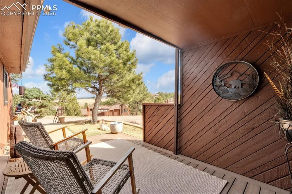 4500 Sentinel Rock Larkspur, CO 80118