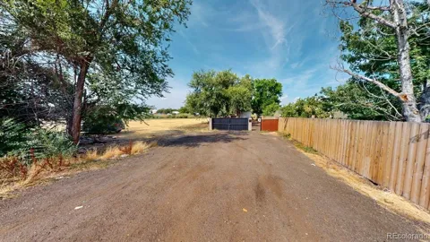 1575 Sable Boulevard