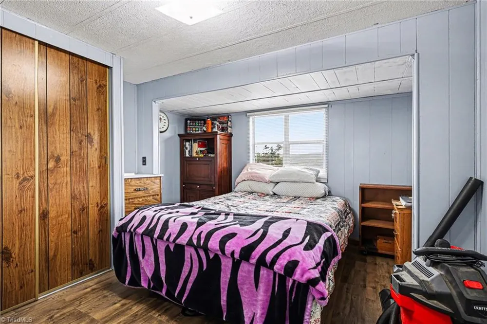 1817 Amostown Road Sandy Ridge, NC 27046