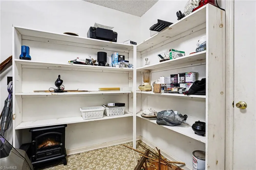 1817 Amostown Road Sandy Ridge, NC 27046