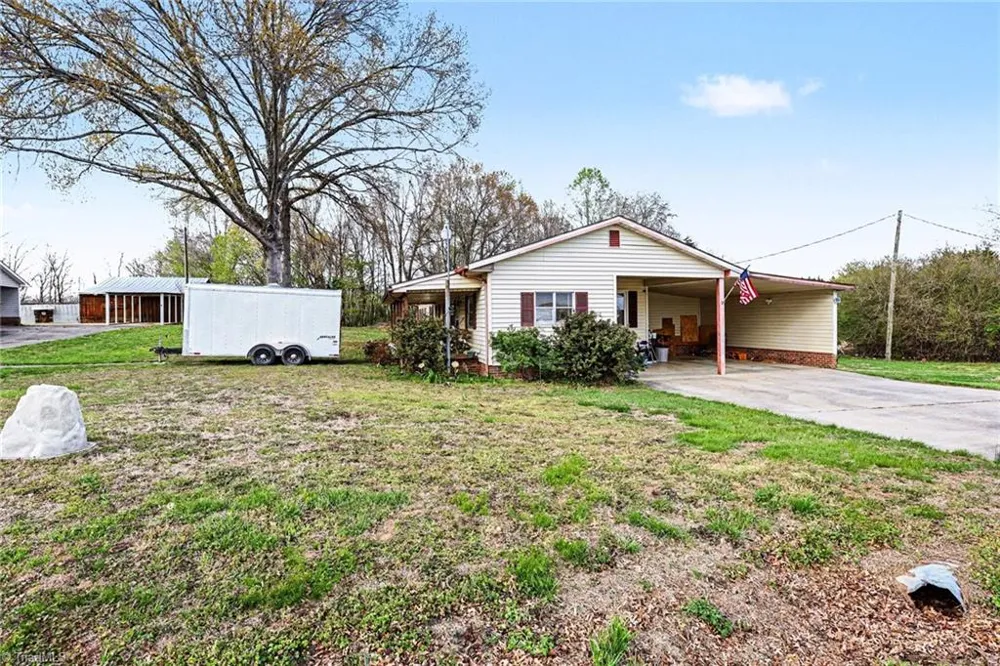 1817 Amostown Road Sandy Ridge, NC 27046