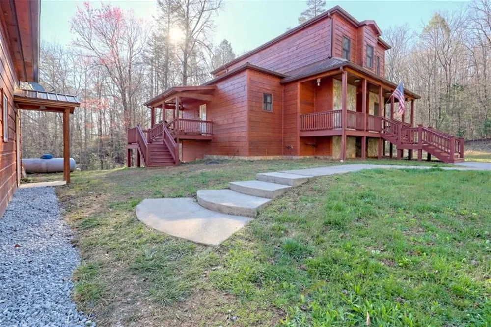 356 Mill Creek Acres Blue Ridge, GA 30513