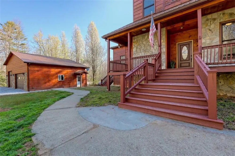 356 Mill Creek Acres Blue Ridge, GA 30513