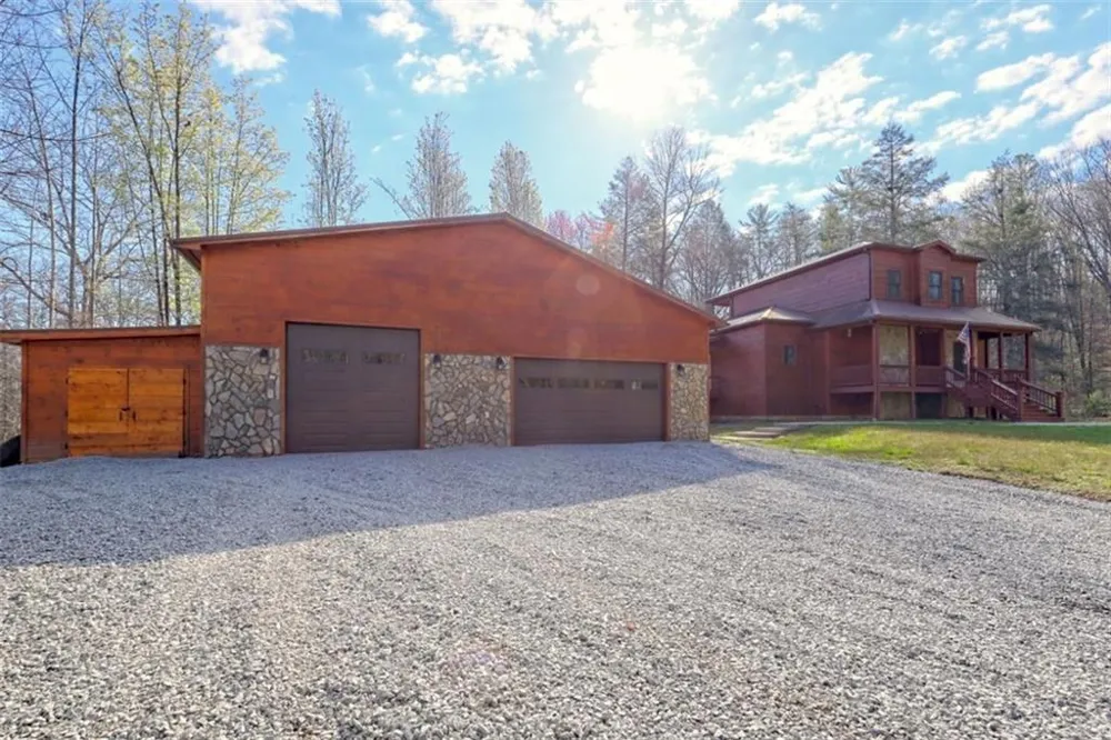 356 Mill Creek Acres Blue Ridge, GA 30513