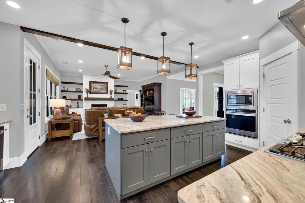 629 Riverstead Drive Marietta, SC 29661