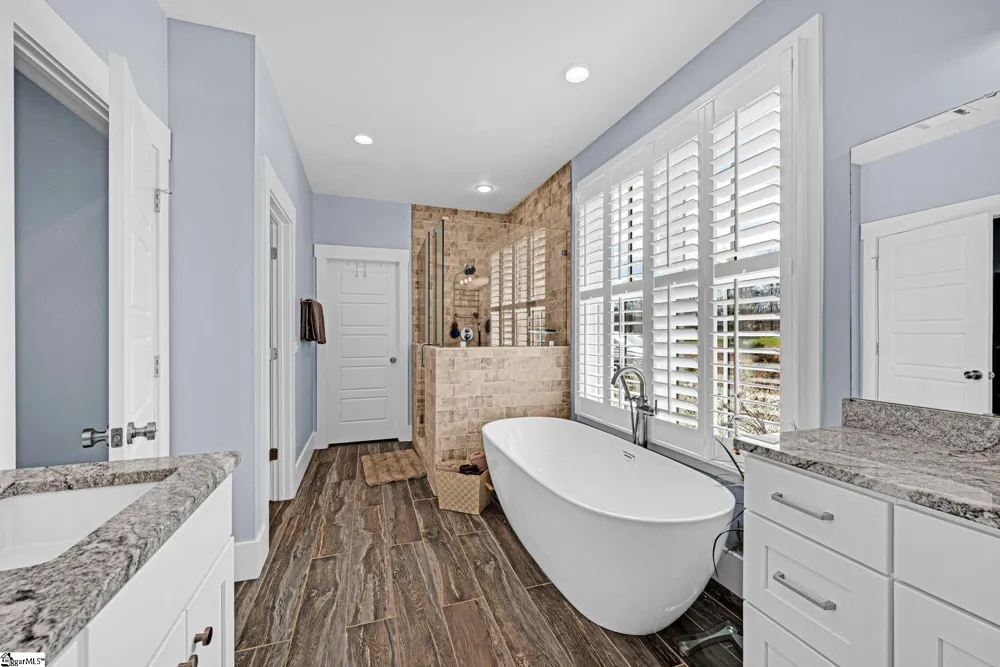 629 Riverstead Drive Marietta, SC 29661