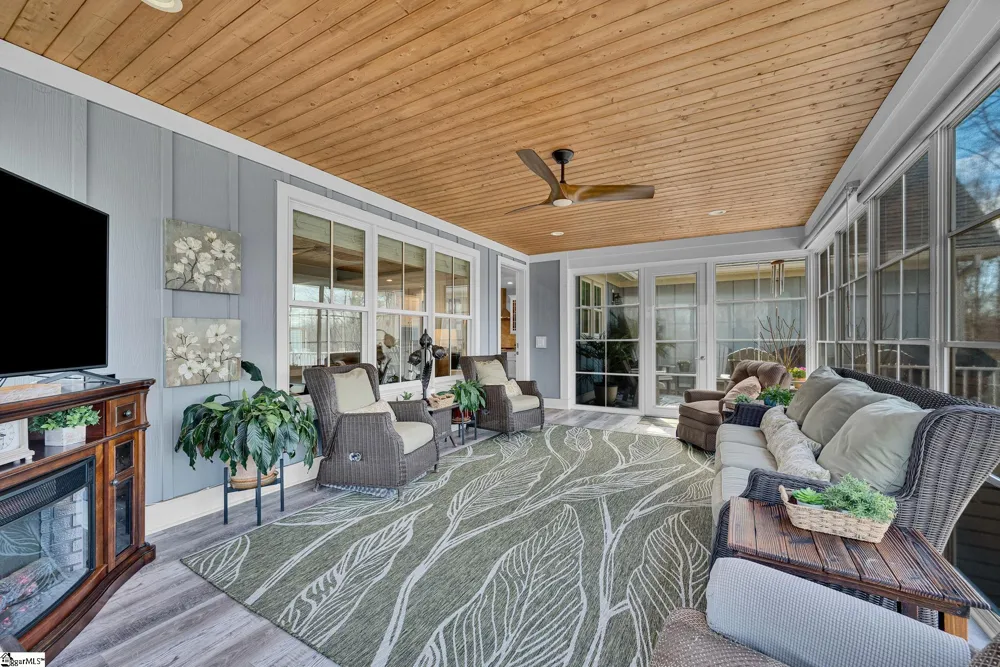 629 Riverstead Drive Marietta, SC 29661