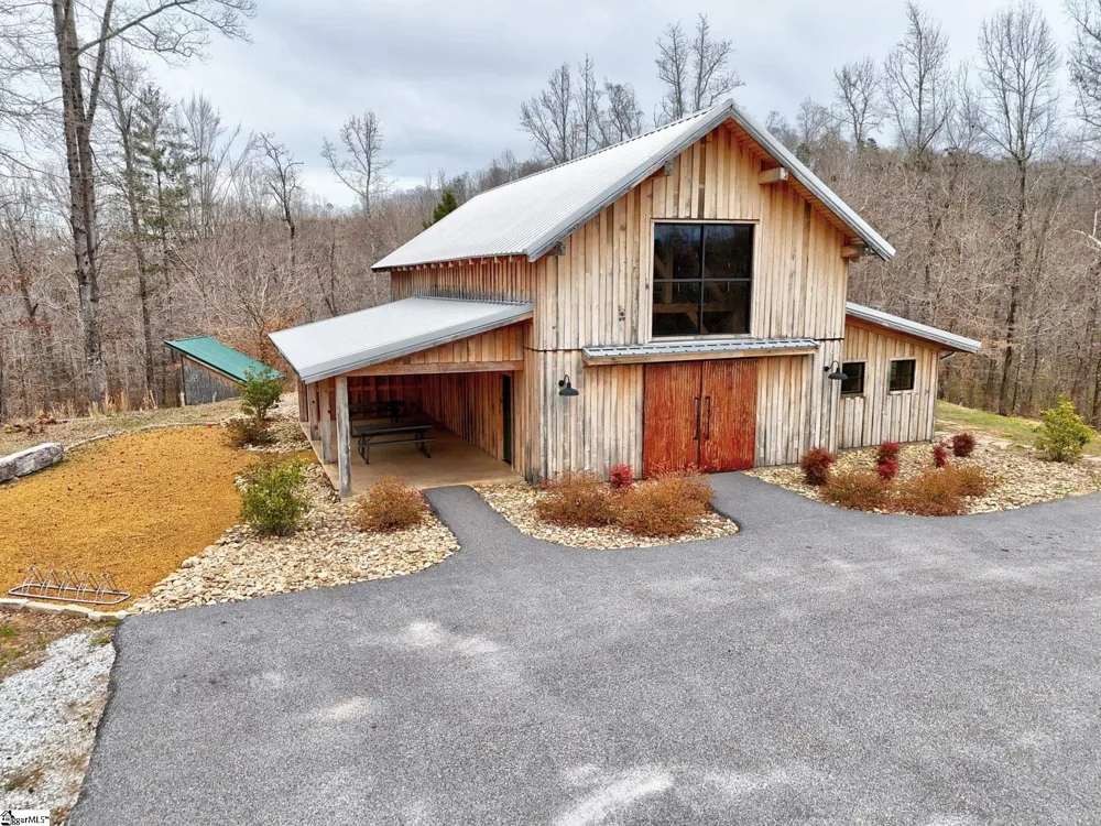 629 Riverstead Drive Marietta, SC 29661