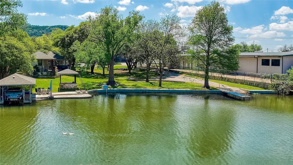 1217 Cr 132b Oak Springs Rd Kingsland, TX 78639