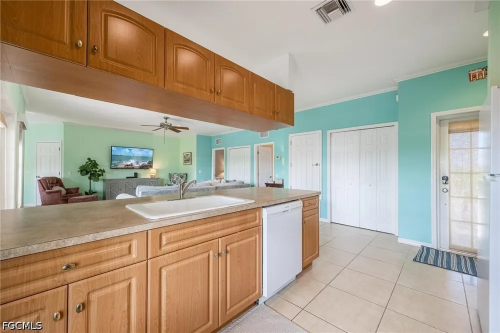Geary Street Matlacha, FL 33993