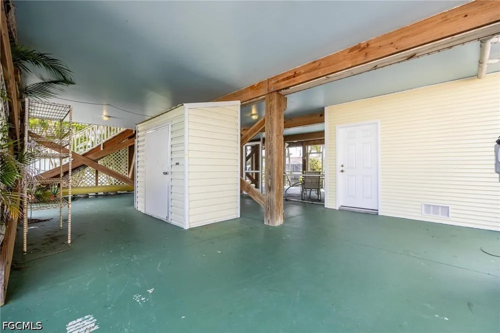 Geary Street Matlacha, FL 33993