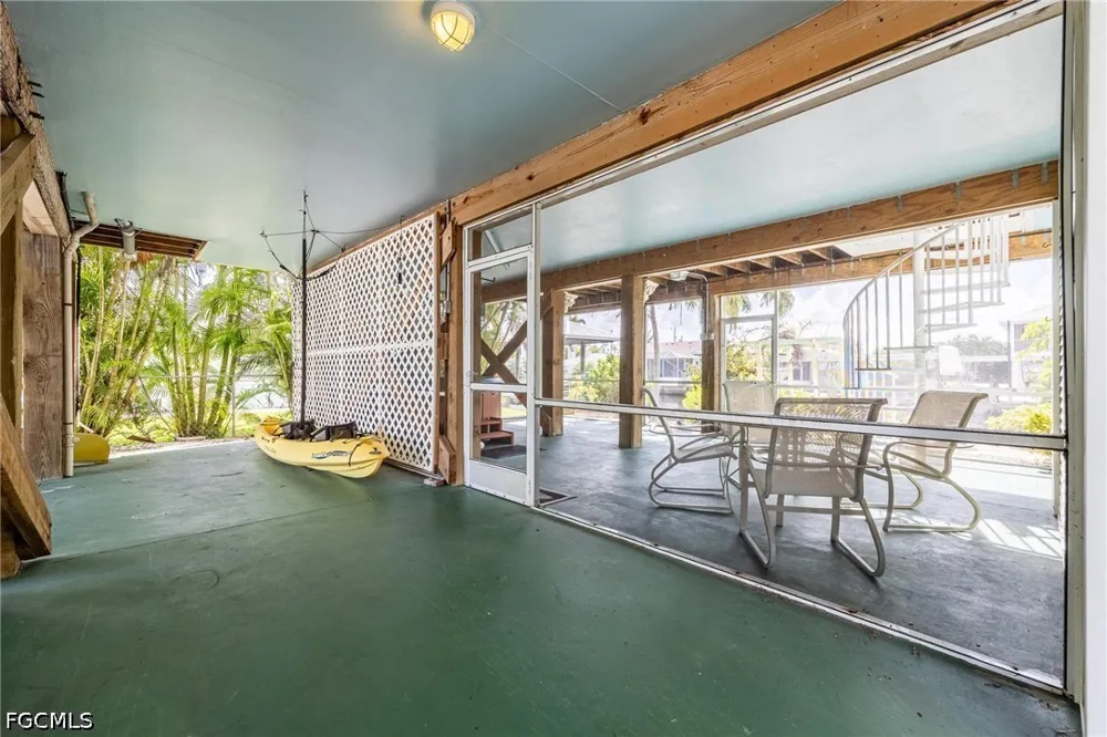 Geary Street Matlacha, FL 33993