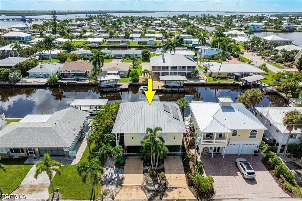 Geary Street Matlacha, FL 33993