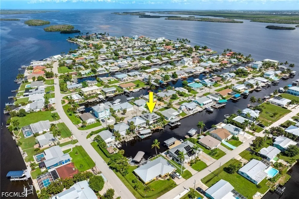 Geary Street Matlacha, FL 33993
