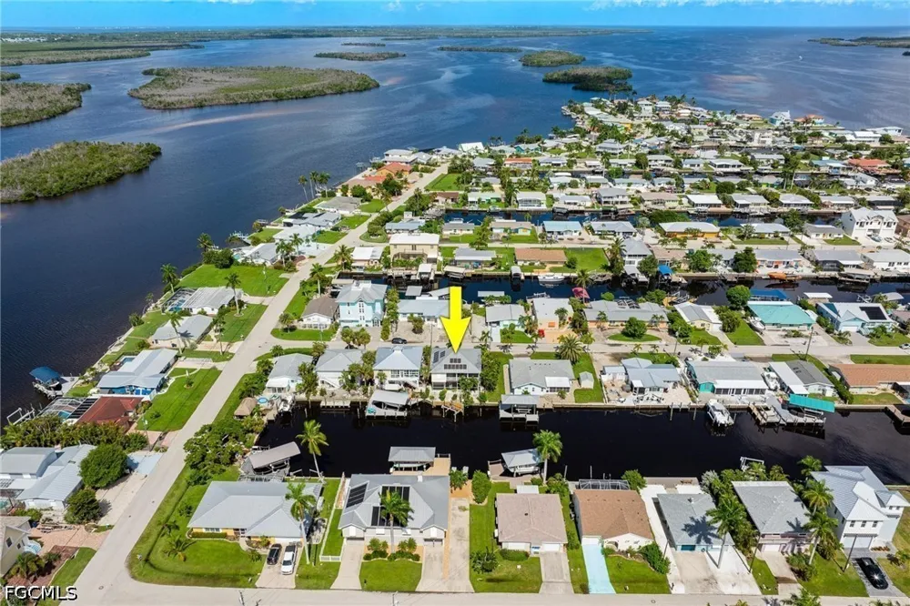 Geary Street Matlacha, FL 33993