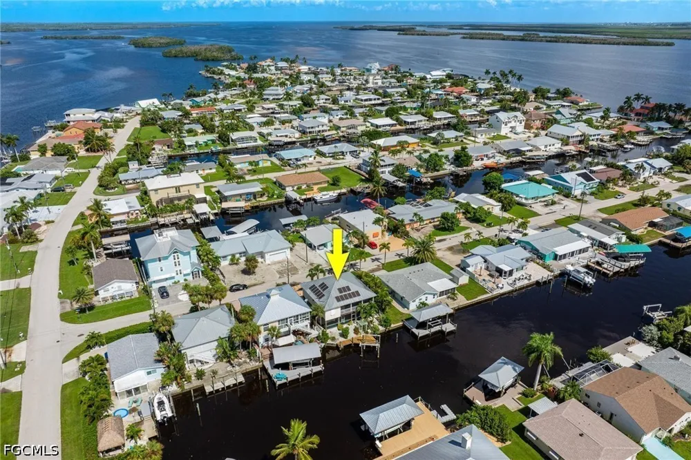 Geary Street Matlacha, FL 33993