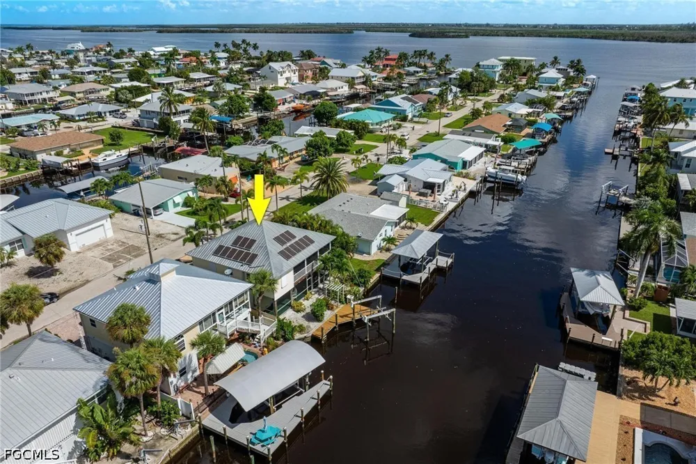 Geary Street Matlacha, FL 33993