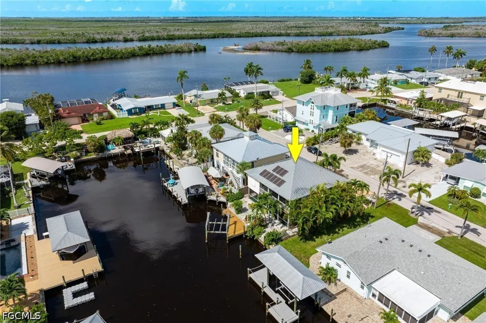 Geary Street Matlacha, FL 33993