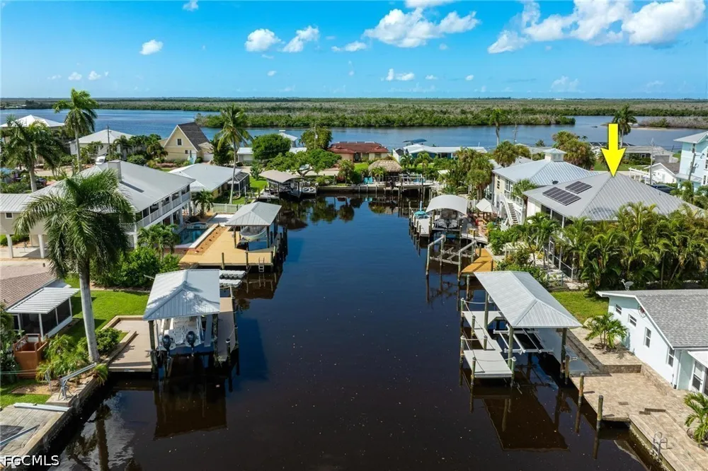 Geary Street Matlacha, FL 33993