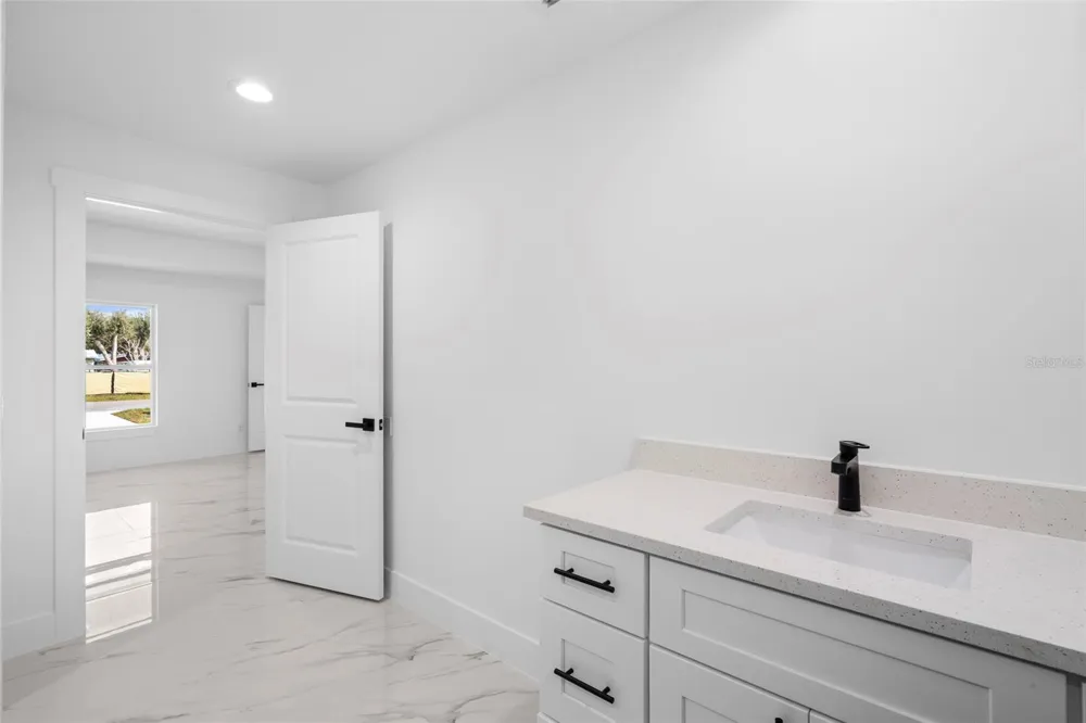 21483 NW 262ND STREET Okeechobee, FL 34972
