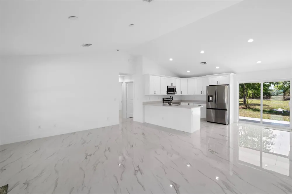 21483 NW 262ND STREET Okeechobee, FL 34972