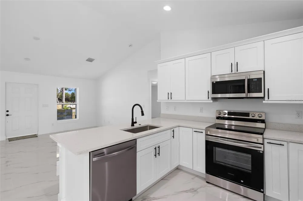 21483 NW 262ND STREET Okeechobee, FL 34972