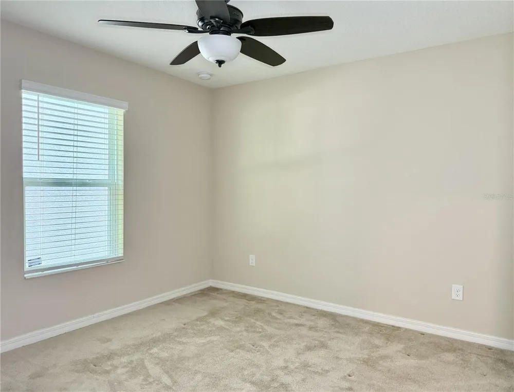 9242 FREEDOM HILL DR Seffner, FL 33584