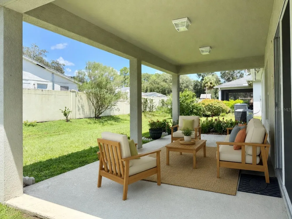 9242 FREEDOM HILL DR Seffner, FL 33584