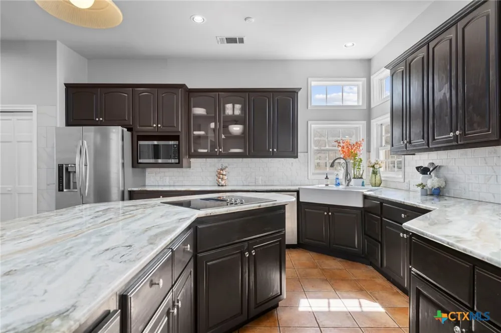 375 Branch Creek Trail Liberty Hill, TX 78642