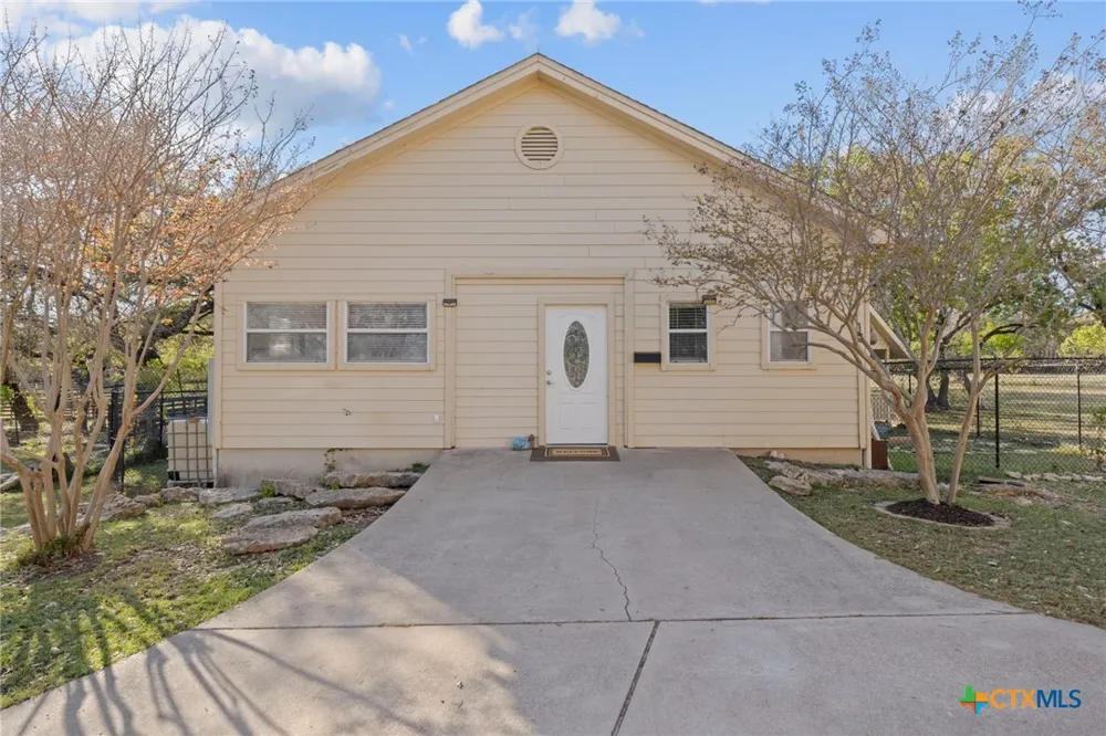 375 Branch Creek Trail Liberty Hill, TX 78642