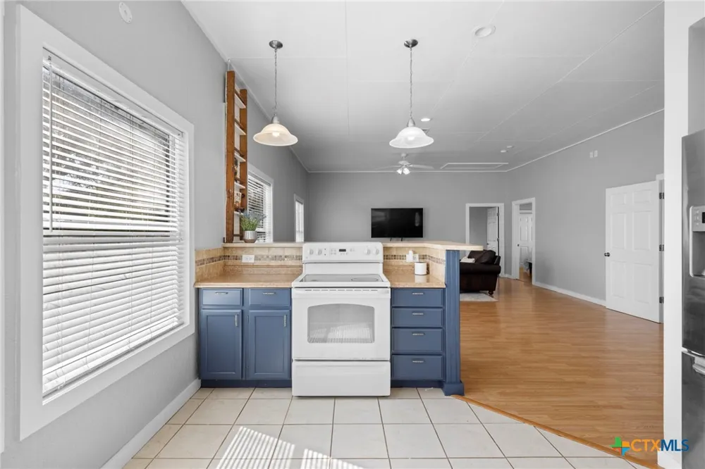 375 Branch Creek Trail Liberty Hill, TX 78642
