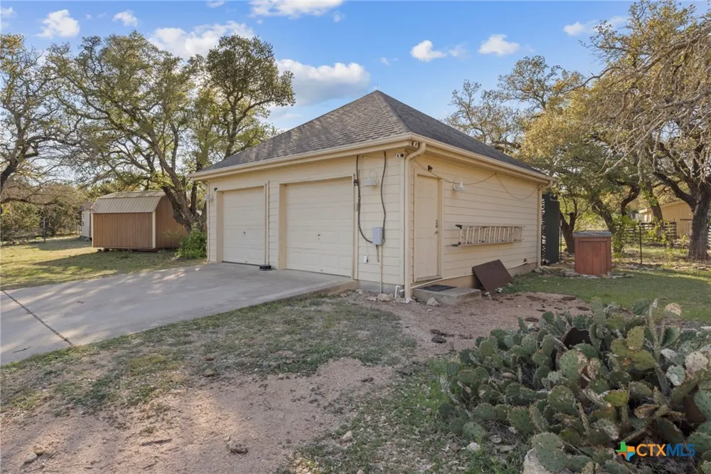 375 Branch Creek Trail Liberty Hill, TX 78642