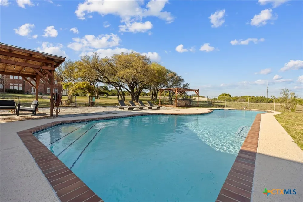 375 Branch Creek Trail Liberty Hill, TX 78642