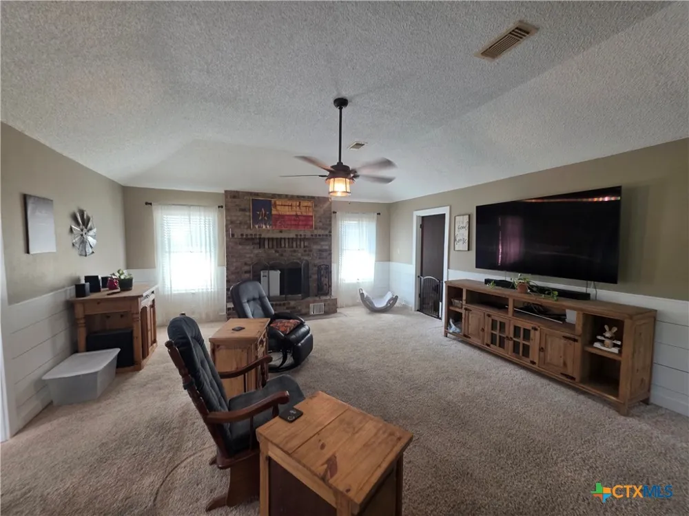 114 LCR 465 Mexia, TX 76667