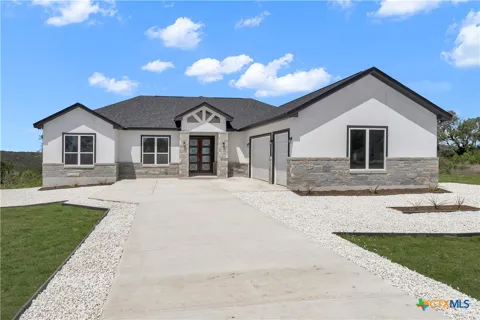1585 Private Road 2771