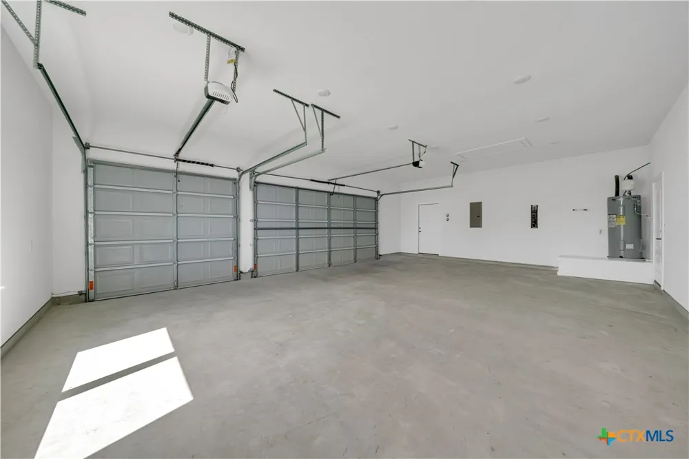 1585 Private Road 2771 Mico, TX 78056