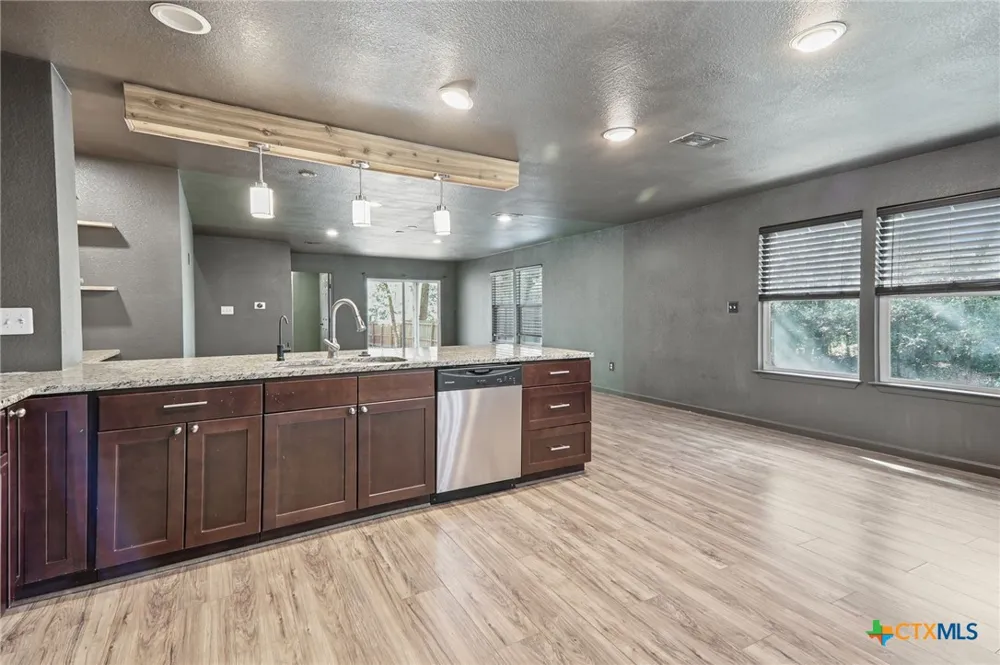119 Kanaio Drive Bastrop, TX 78602