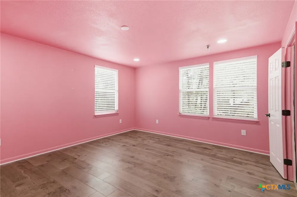 119 Kanaio Drive Bastrop, TX 78602