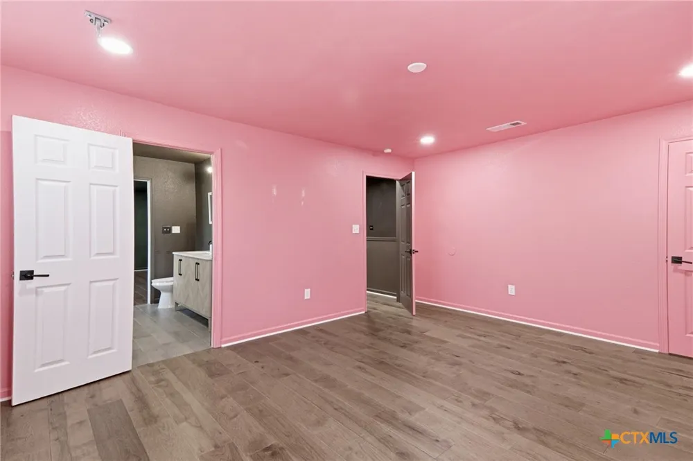 119 Kanaio Drive Bastrop, TX 78602