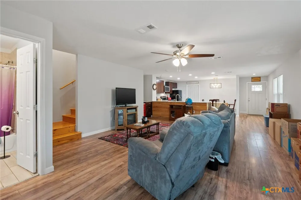119 Kanaio Drive Bastrop, TX 78602